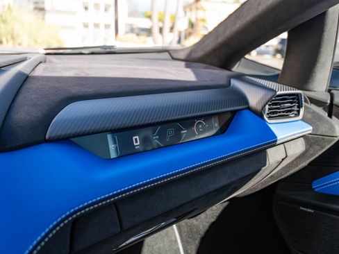 New 2026 Lamborghini Revuelto image 18