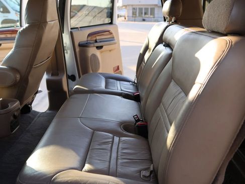 Used 2001 Ford Excursion Limited image 29