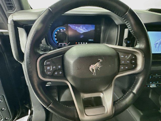 Used 2022 Ford Bronco Black Diamond AWD/4WD image 17