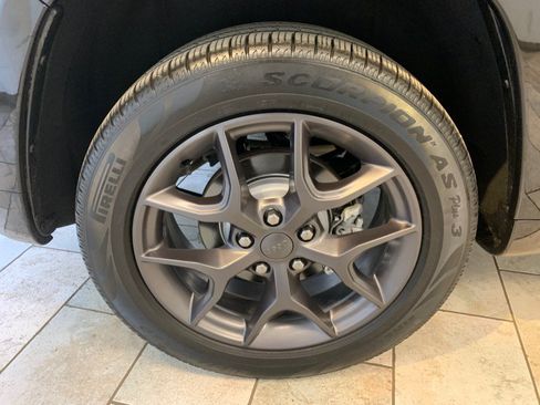 Used 2020 Jeep Grand Cherokee Limited X AWD/4WD image 10