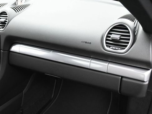 New 2025 Porsche 718 Cayman RWD image 31