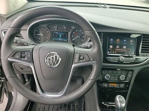 Used 2022 Buick Encore Preferred image 25