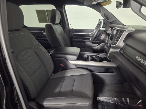 Used 2024 RAM 1500 Big Horn AWD/4WD image 33