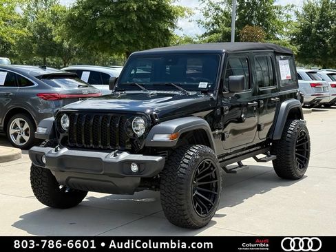 Used 2024 Jeep Wrangler Unlimited Sport AWD/4WD image 10