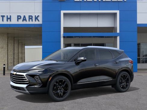 New 2025 Chevrolet Blazer Premier w/ Enhanced Convenience Package image 2