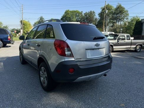 Used 2013 Chevrolet Captiva Sport LS FWD image 6