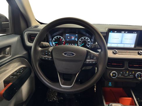 Used 2024 Ford Maverick XLT image 12