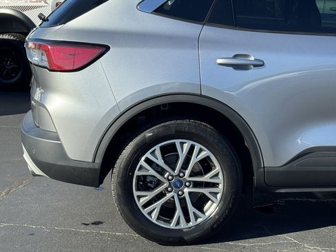 Used 2022 Ford Escape SEL image 40