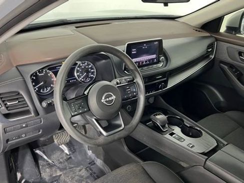 Used 2023 Nissan Rogue SV image 27