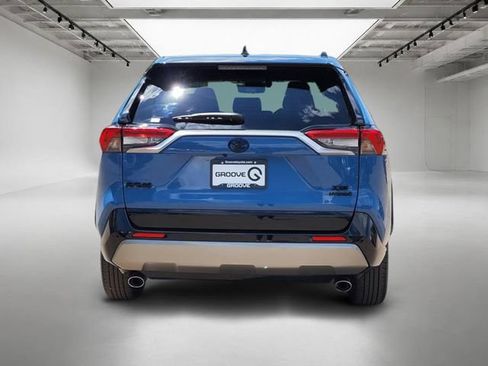 Used 2024 Toyota RAV4 XSE w/ Advanced Technology Package AWD/4WD image 5