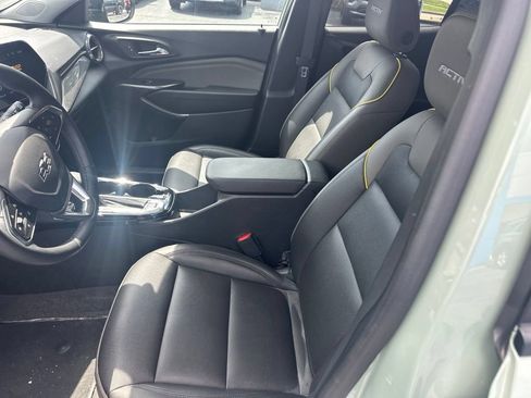 Used 2025 Chevrolet Trax ACTIV w/ Driver Confidence Package FWD image 10