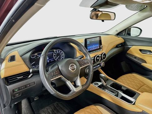 Used 2023 Nissan Sentra SV w/ SV Premium Package FWD image 11