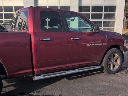 Used 2011 RAM 1500 Big Horn image 3