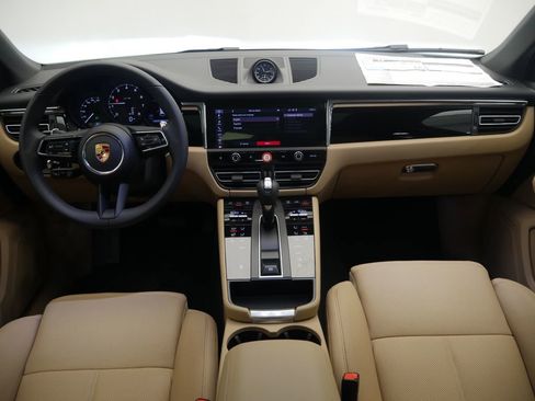 New 2026 Porsche Macan AWD/4WD image 34
