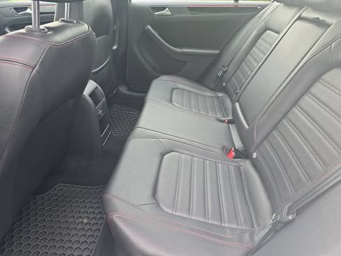 Used 2017 Volkswagen Jetta GLI FWD image 14
