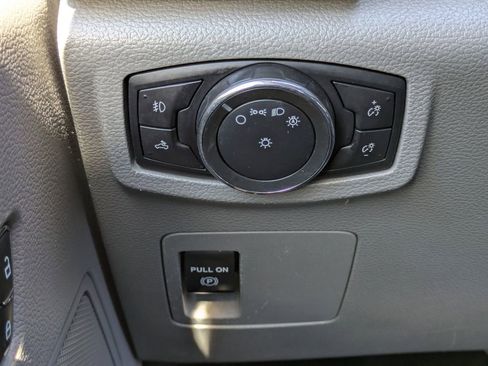 Used 2017 Ford F150 XL w/ Equipment Group 101A Mid image 22