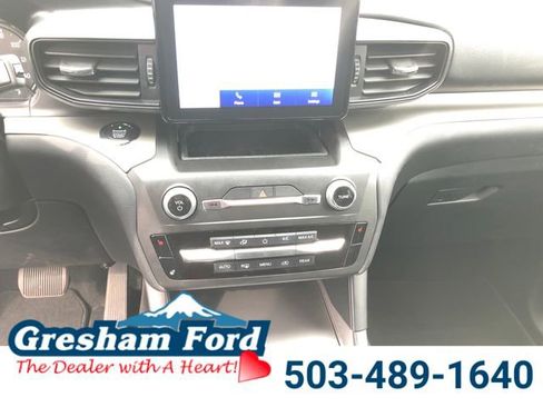 Used 2020 Ford Explorer XLT w/ Comfort Package image 17