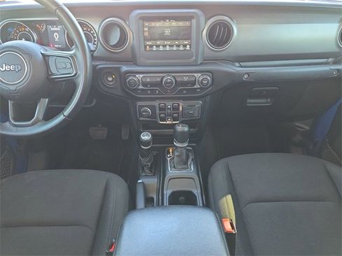 Used 2022 Jeep Gladiator Sport image 13