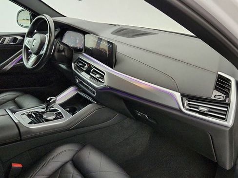 Used 2023 BMW X6 xDrive40i w/ M Sport Package image 26