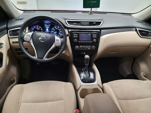 Used 2016 Nissan Rogue S w/ Appearance Package FWD image 22