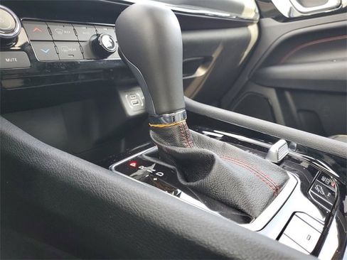 Used 2024 Jeep Compass Trailhawk w/ Trailhawk Elite Group image 15