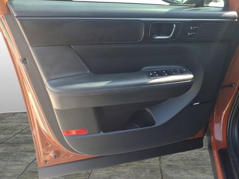 Used 2025 Hyundai Santa Fe Calligraphy FWD image 11