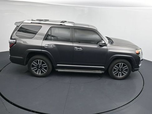 Used 2015 Toyota 4Runner Limited AWD/4WD image 17