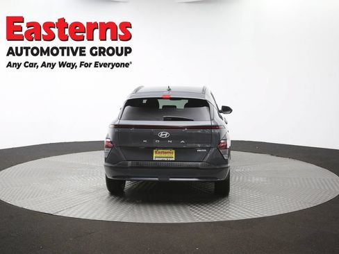 Used 2024 Hyundai Kona SEL FWD image 36