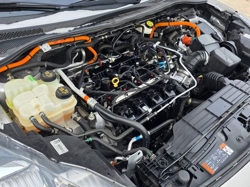 Used 2020 Ford Escape Titanium w/ Titanium Premium Package 2.0 image 27