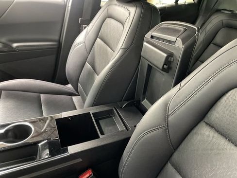 Certified 2025 Chevrolet Equinox LT w/ Convenience Package II AWD/4WD image 23