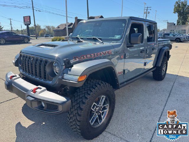 Used 2024 Jeep Gladiator Mojave w/ Technology Group AWD/4WD image 21