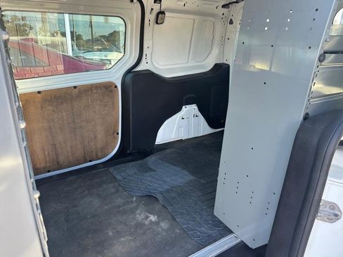 Used 2015 Ford Transit Connect XL FWD image 25