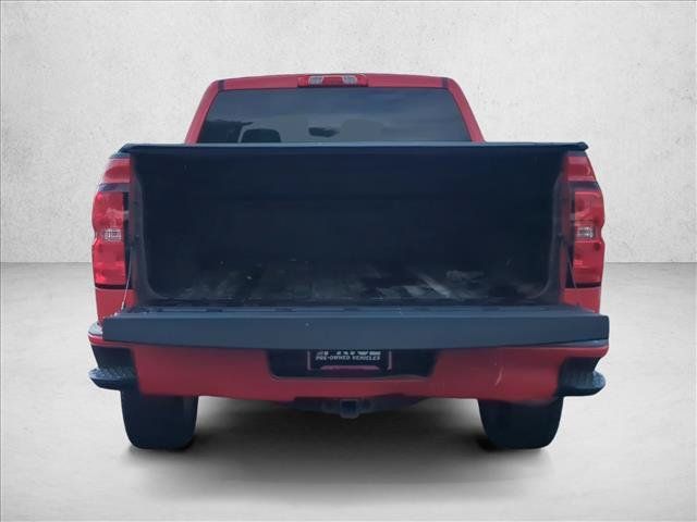 Used 2018 Chevrolet Silverado 1500 Custom w/ Custom Value Package RWD image 6