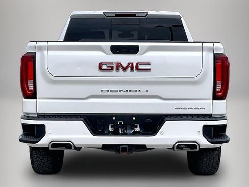 Used 2022 GMC Sierra 1500 Denali w/ Driver Alert Package II AWD/4WD image 6