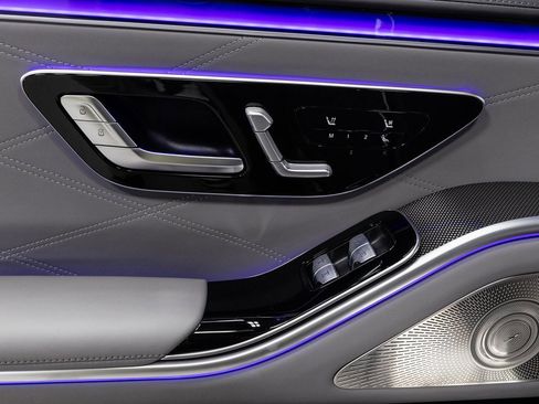 Used 2024 Mercedes-Benz S 63 AMG S image 29