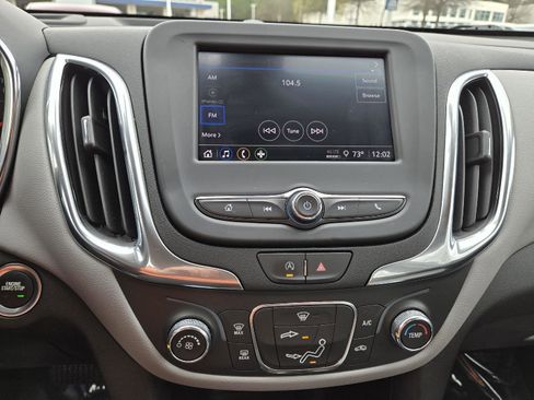 Used 2024 Chevrolet Equinox LS image 33