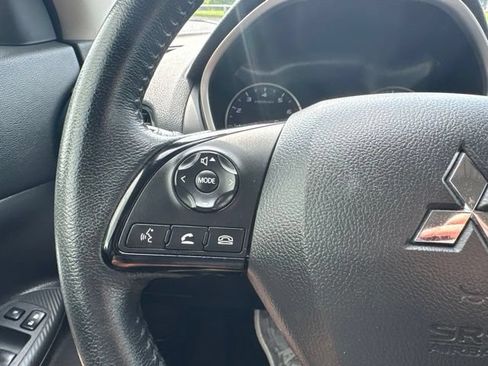 Used 2022 Mitsubishi Eclipse Cross SE FWD image 22