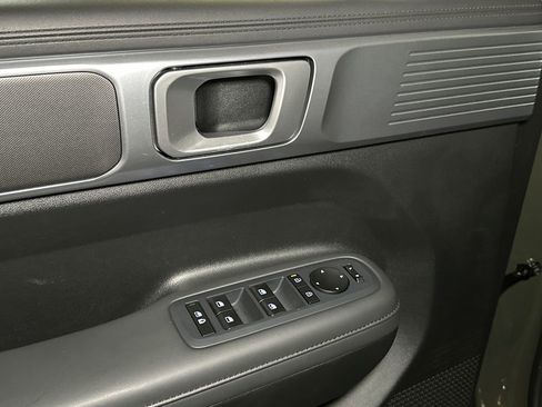 Used 2024 Hyundai Santa Fe SEL AWD/4WD image 18