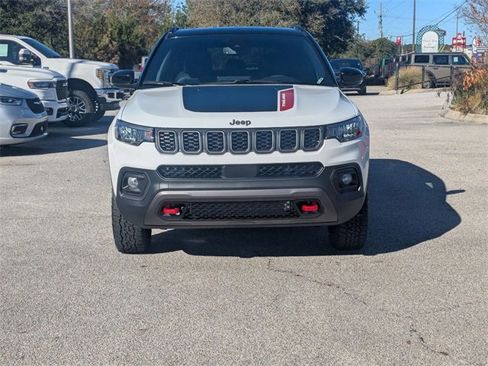 New 2026 Jeep Compass Trailhawk image 8