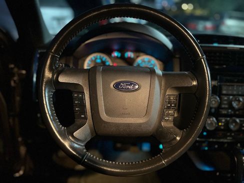 Used 2010 Ford Escape Limited FWD image 19