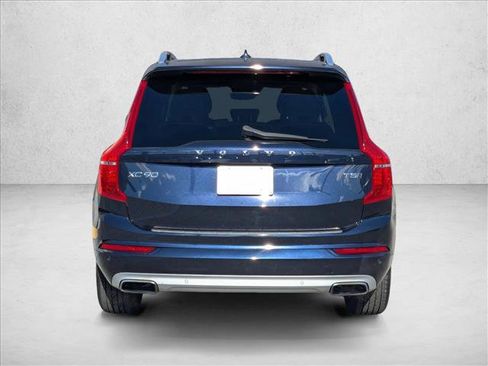Used 2016 Volvo XC90 T5 Momentum image 7