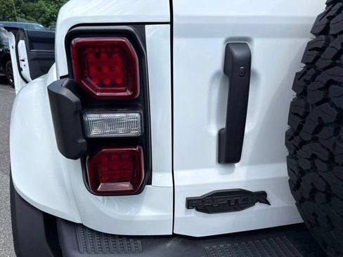 Used 2024 Ford Bronco Raptor w/ Interior Carbon Fiber Pack 6 AWD/4WD image 41