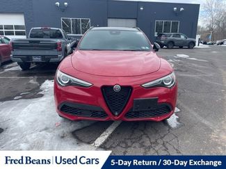 Used 2022 Alfa Romeo Stelvio Veloce video 2