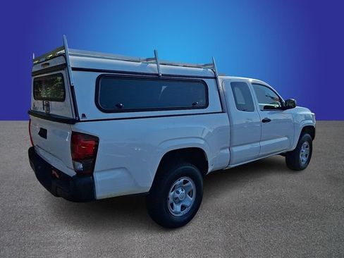 Used 2022 Toyota Tacoma SR RWD image 4