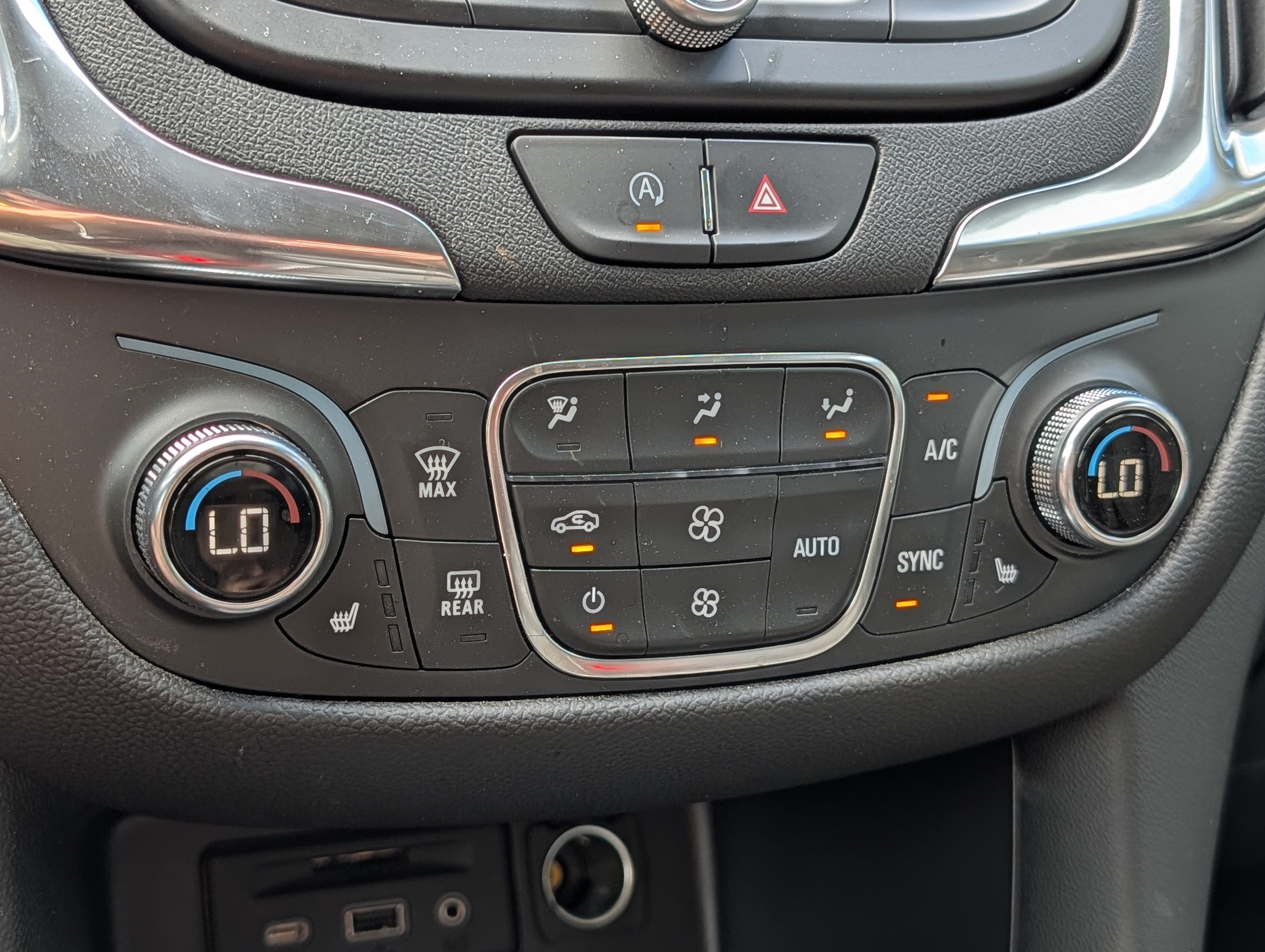 Certified 2024 Chevrolet Equinox LT AWD/4WD image 20