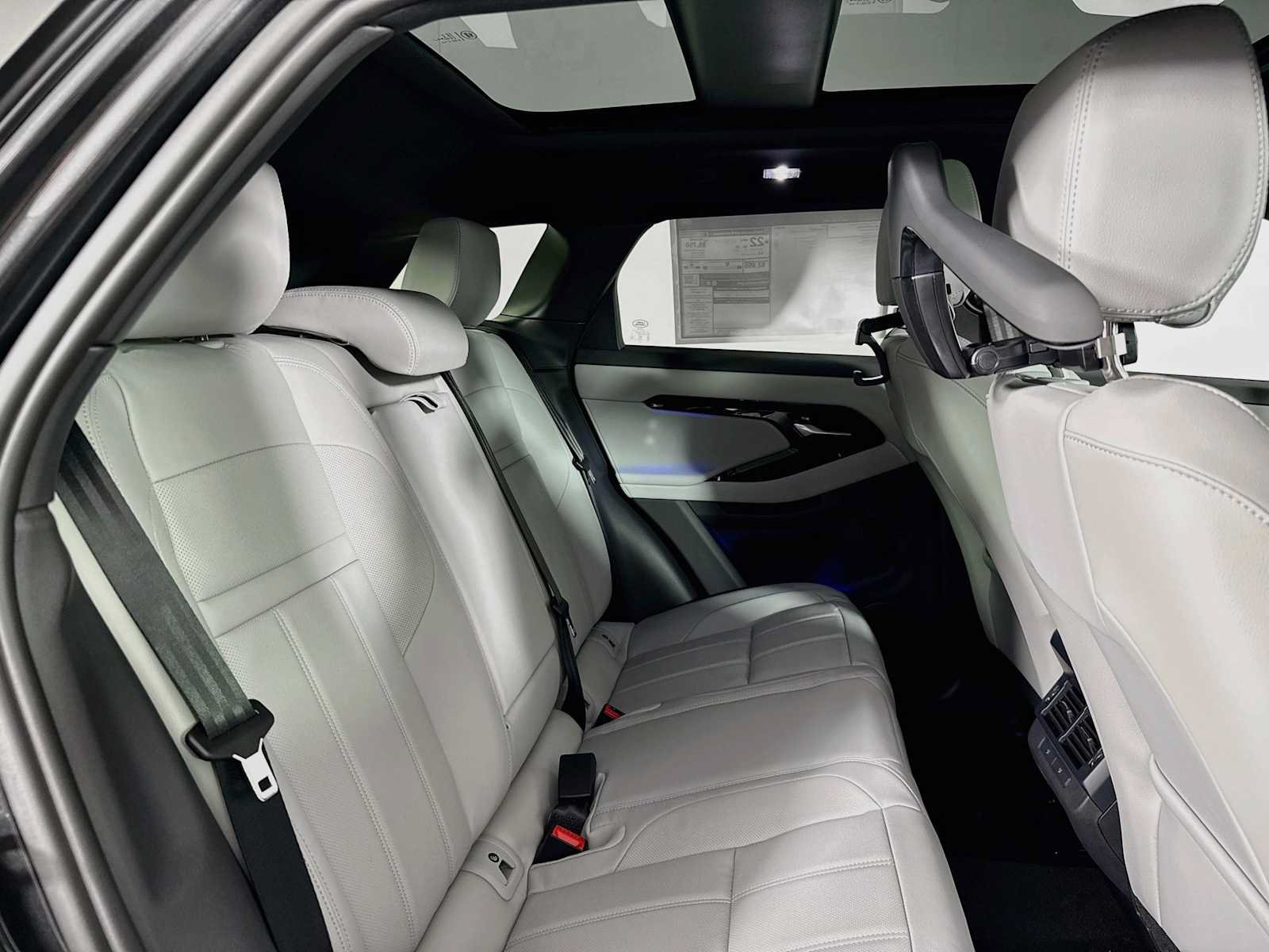 New 2026 Land Rover Range Rover Evoque S AWD/4WD image 26