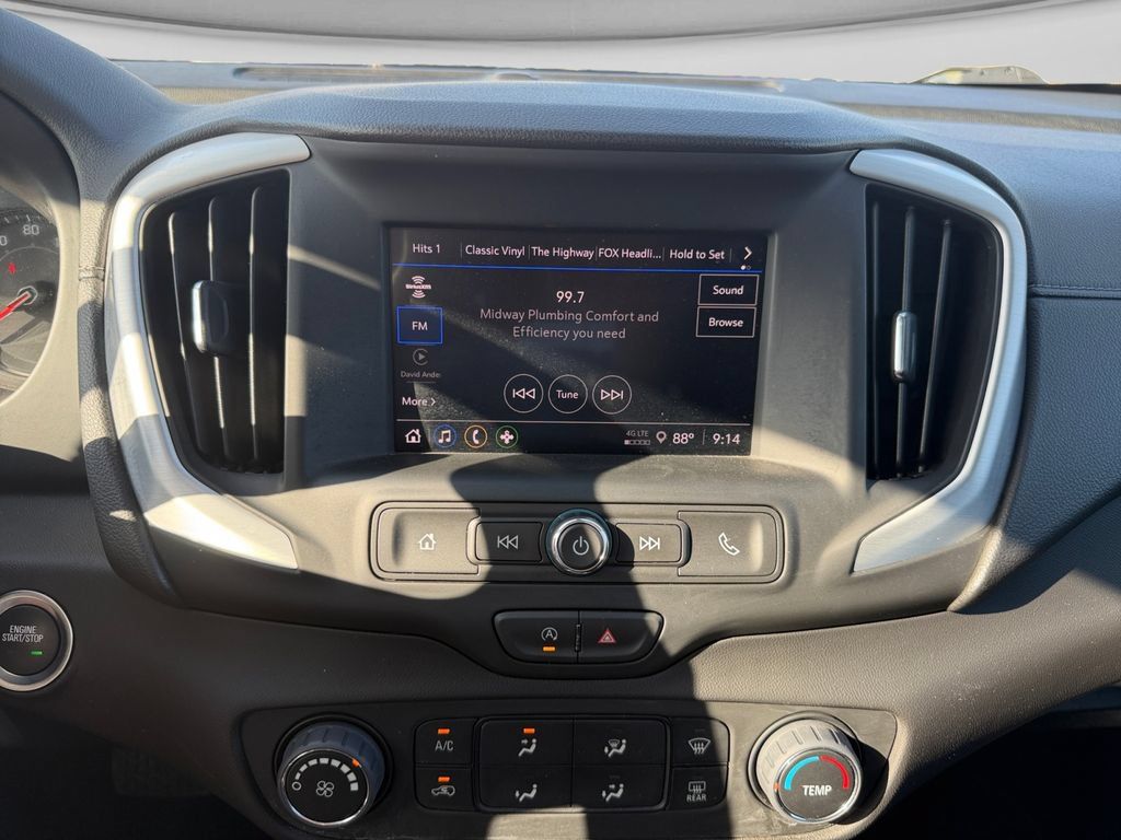Used 2024 GMC Terrain SLE AWD/4WD image 19