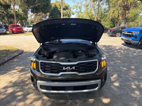 Used 2025 Kia Telluride S image 34
