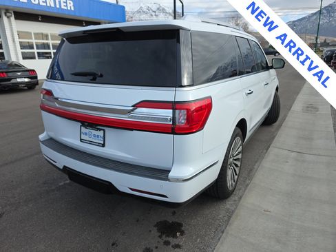 Used 2020 Lincoln Navigator Reserve w/ Equipment Group 208A Reserve image 5