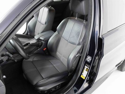 Used 2009 BMW M3 Sedan RWD image 15